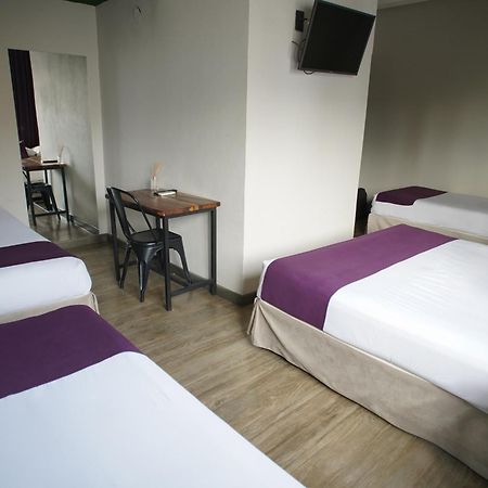 Hotel City Posadas Buitenkant foto