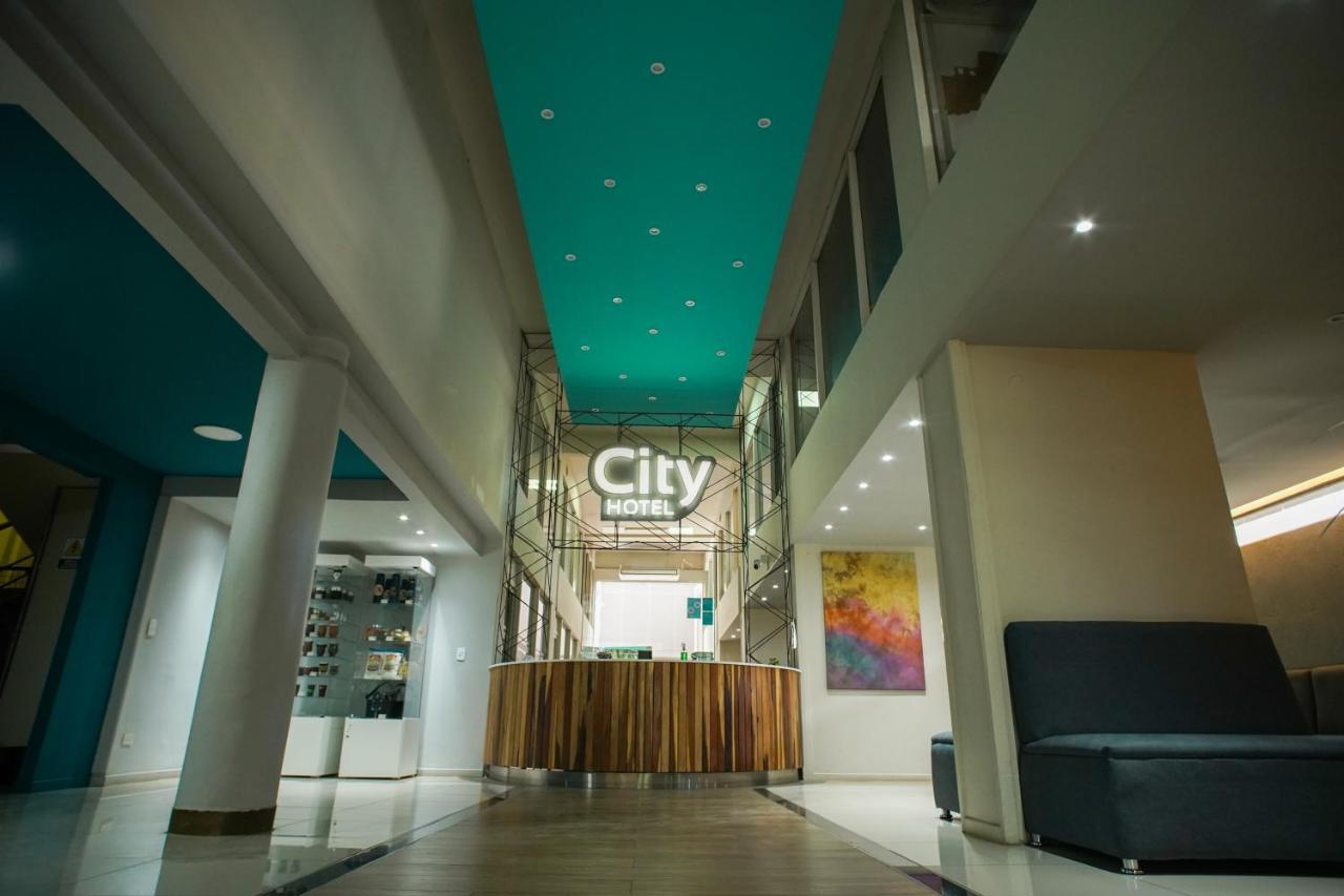 Hotel City Posadas Buitenkant foto