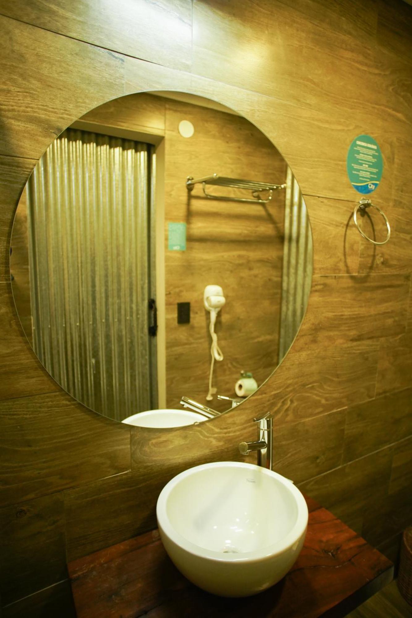Hotel City Posadas Buitenkant foto